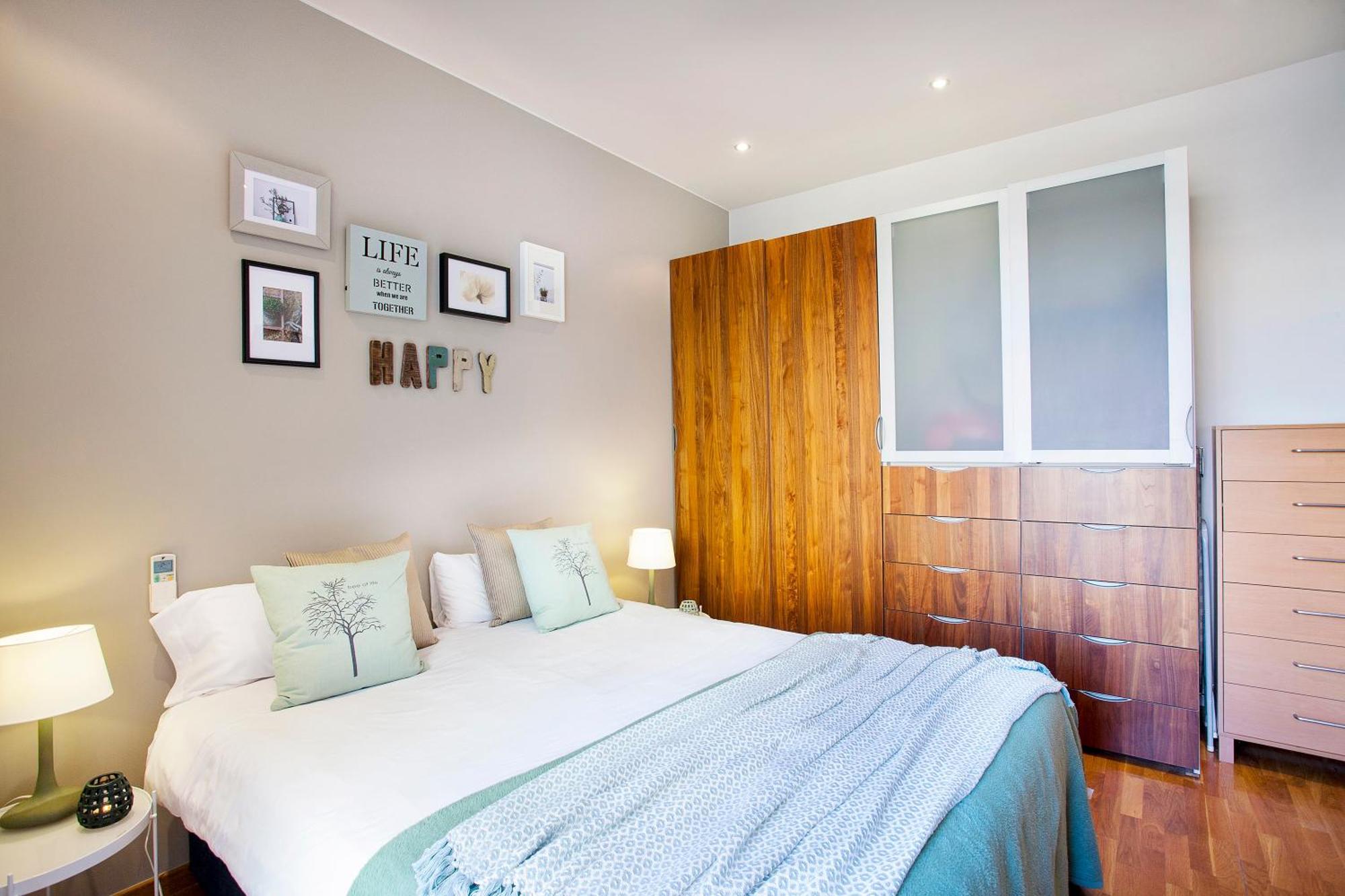 Apartments Barcelona & Home Deco Viladomat Экстерьер фото